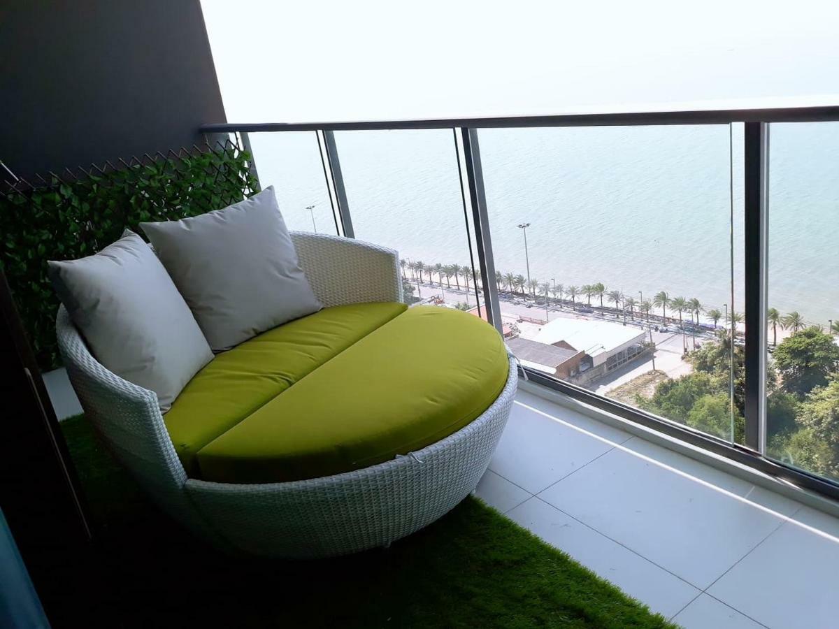 Aeras - The Ultimate Beachfront Experience Jomtien Beach Eksteriør billede