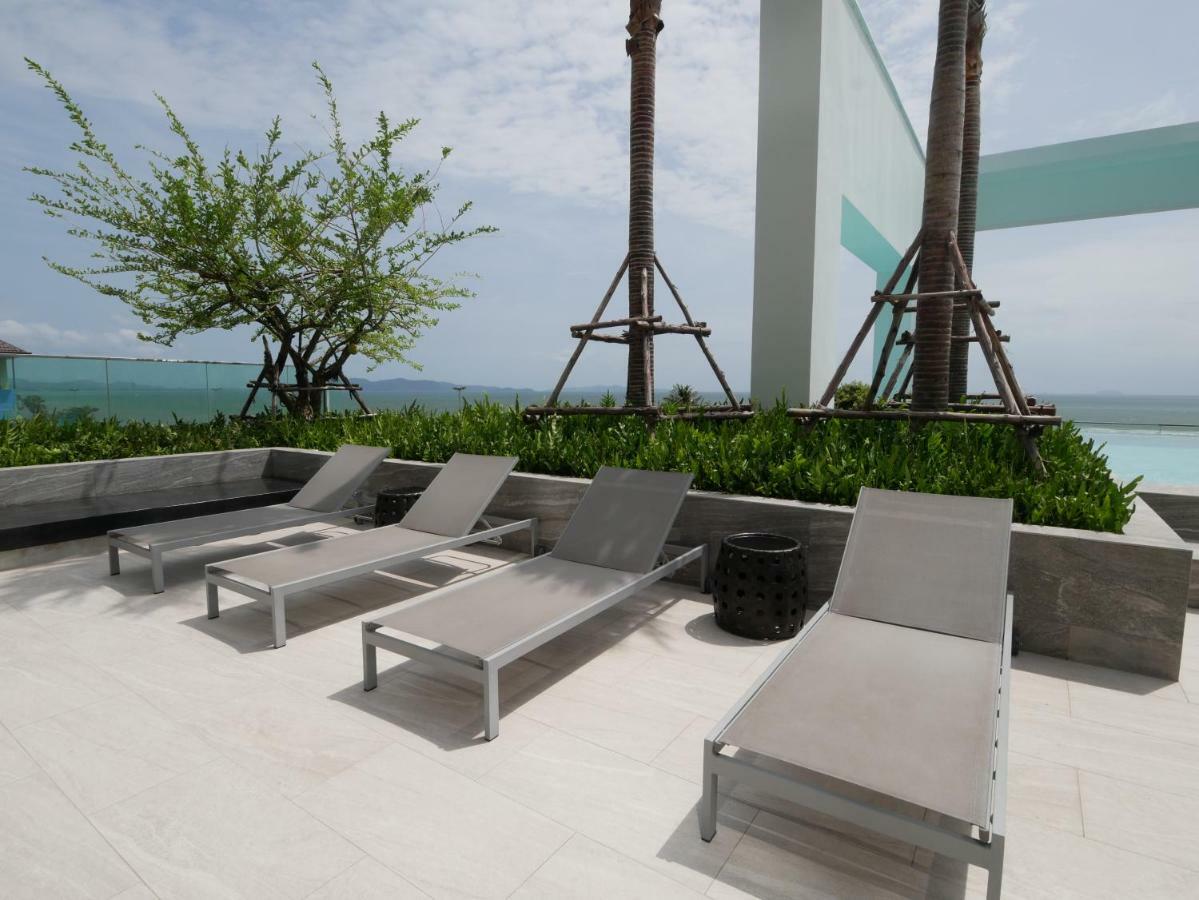 Aeras - The Ultimate Beachfront Experience Jomtien Beach Eksteriør billede