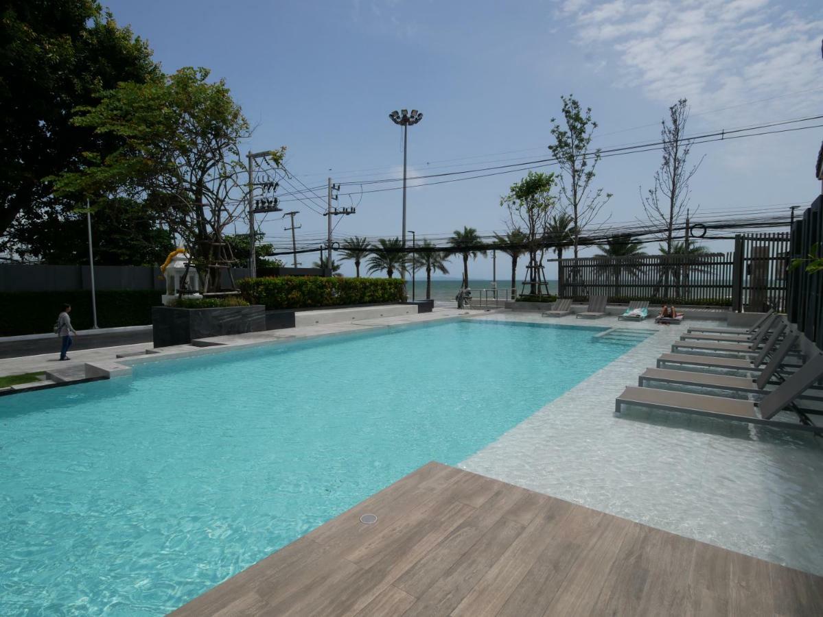 Aeras - The Ultimate Beachfront Experience Jomtien Beach Eksteriør billede