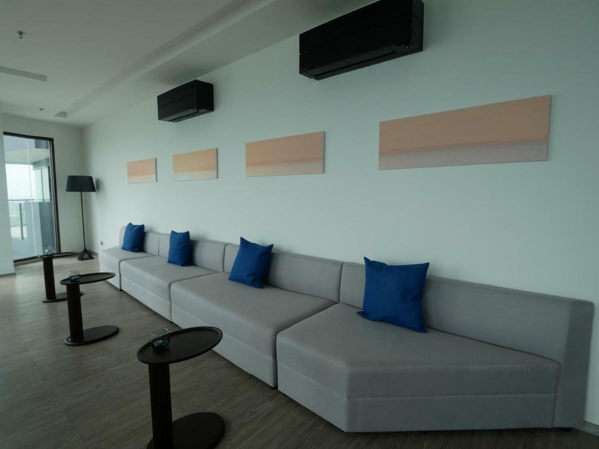 Aeras - The Ultimate Beachfront Experience Jomtien Beach Eksteriør billede