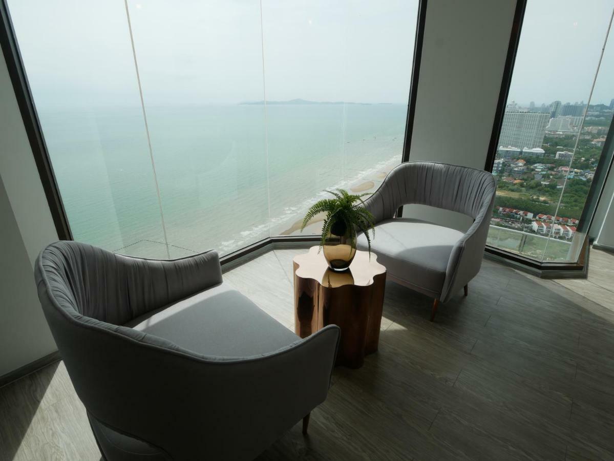 Aeras - The Ultimate Beachfront Experience Jomtien Beach Eksteriør billede